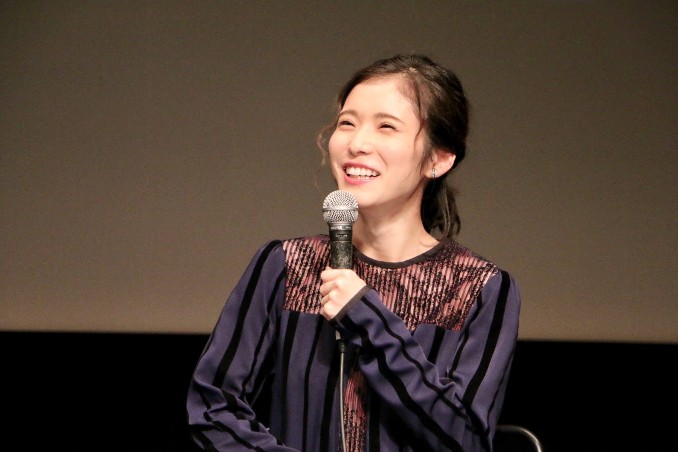 松岡茉優