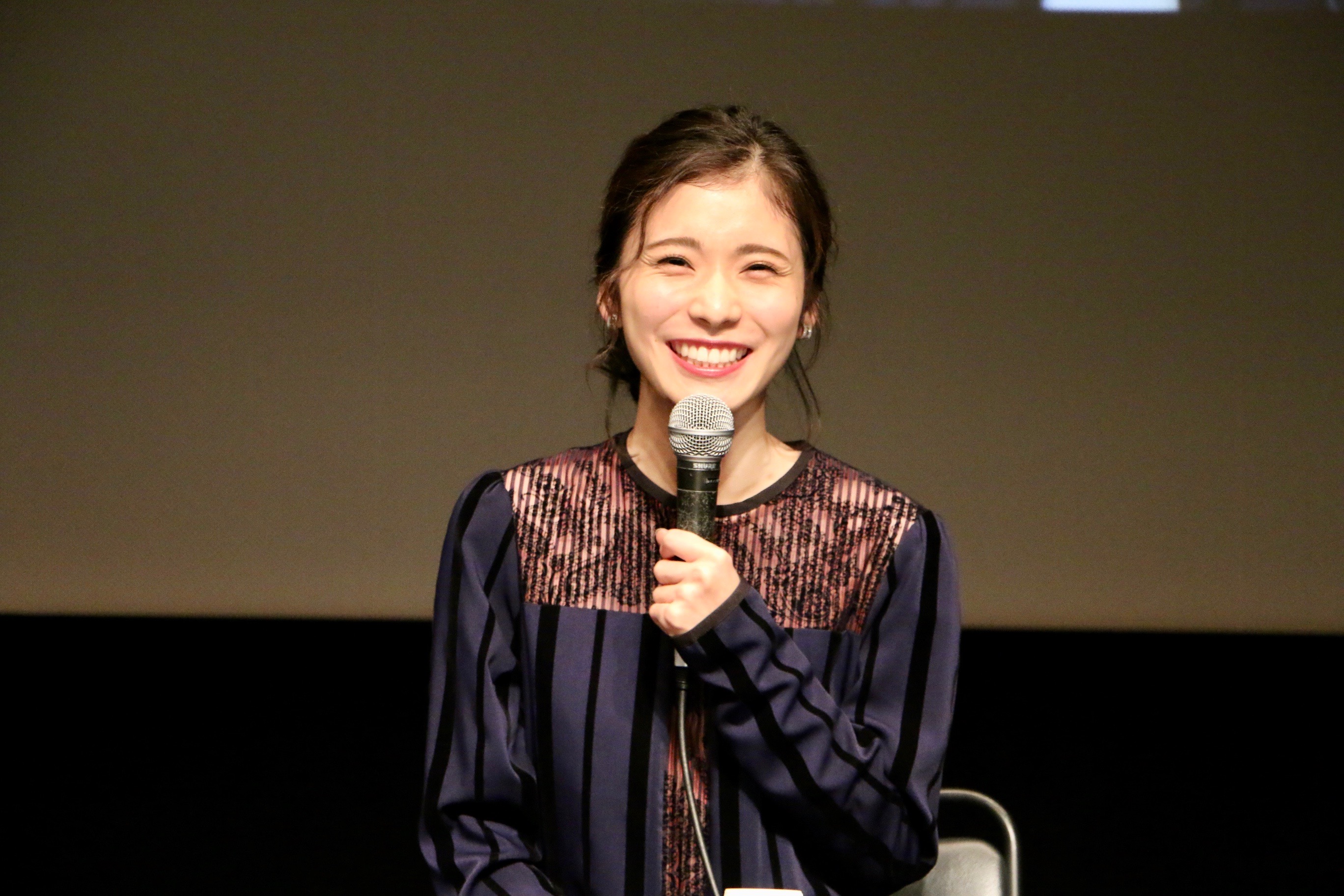 松岡茉優