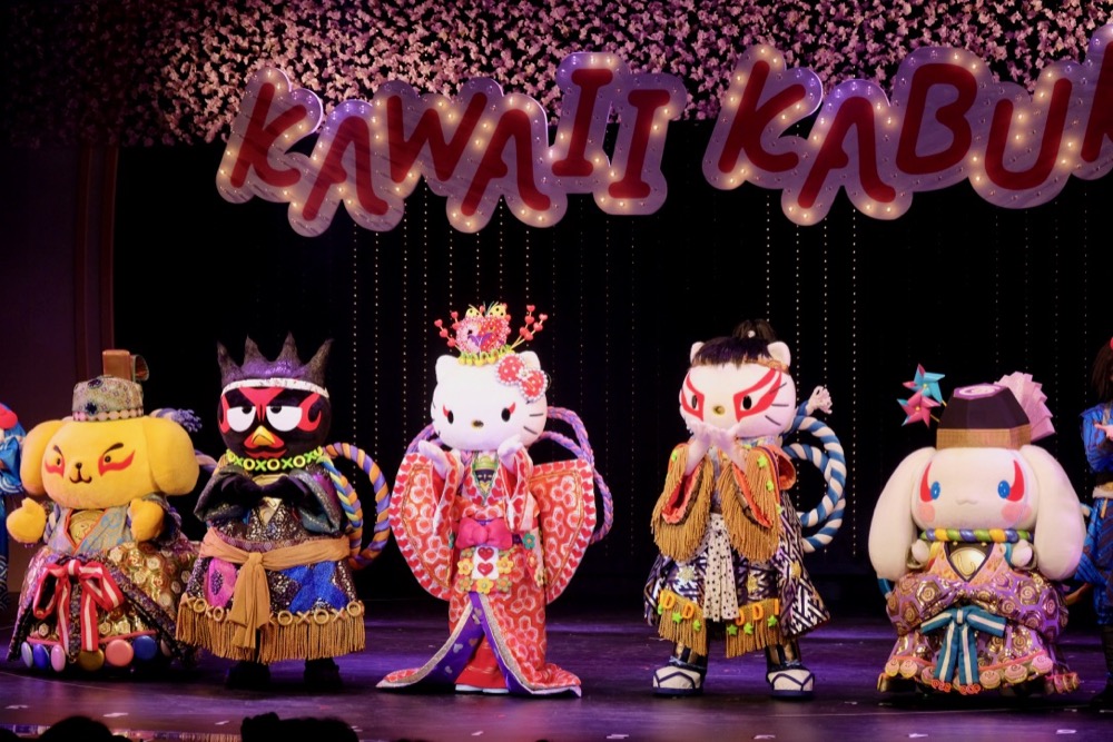 歌舞伎とのコラボ！「ＫＡＷＡＩＩ ＫＡＢＵＫＩ 〜ハローキティ一座の 