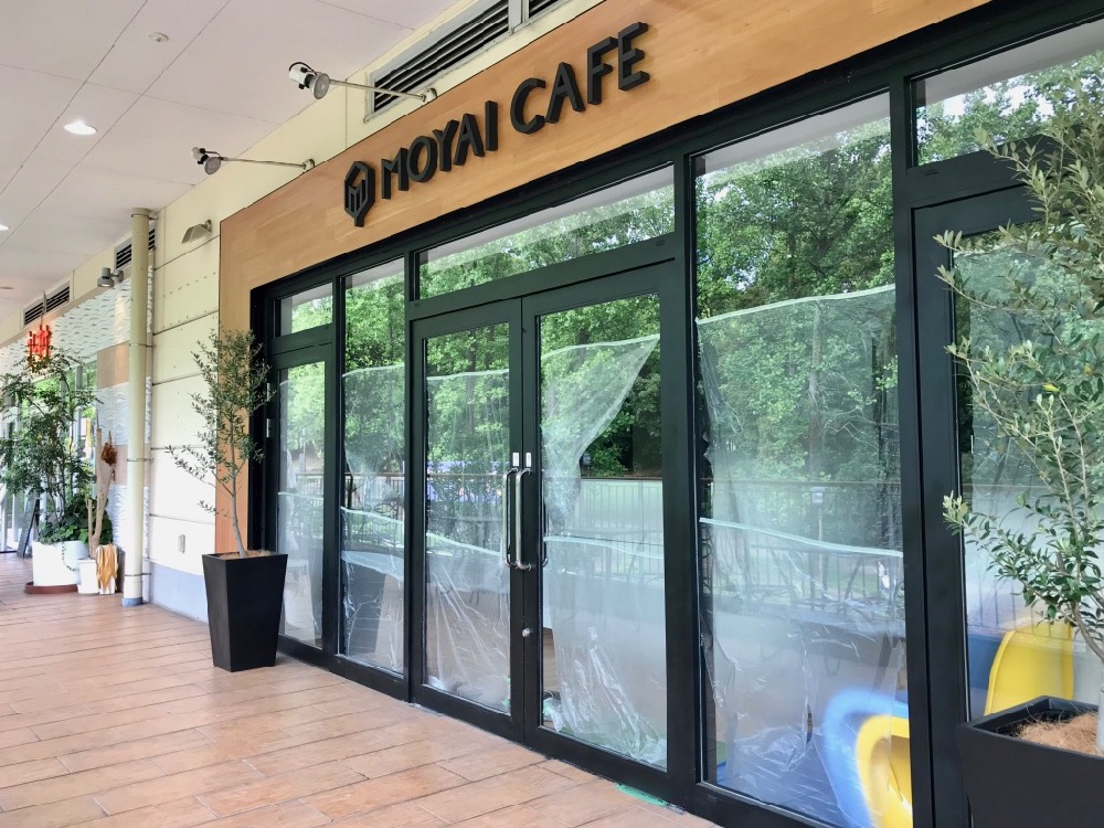 MOYAI CAFE
