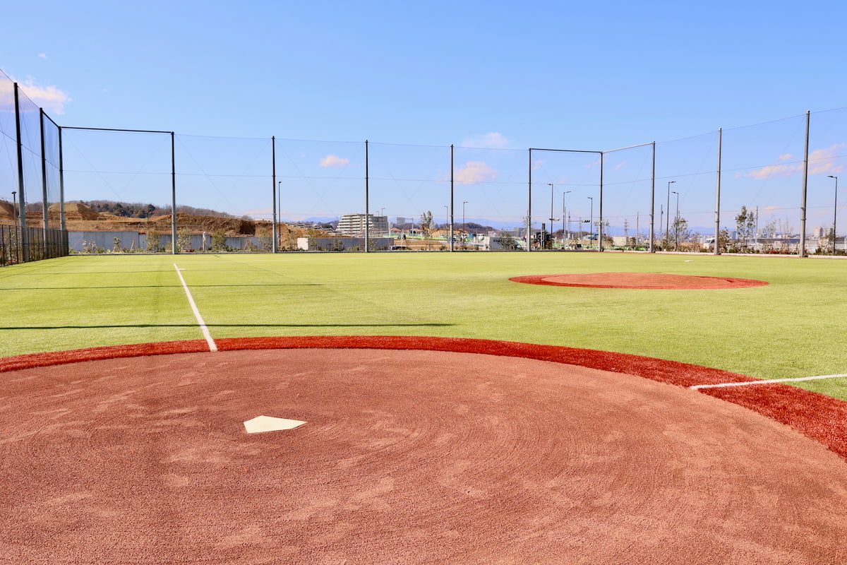 ジャイアンツタウンスタジアムのサブグラウンド