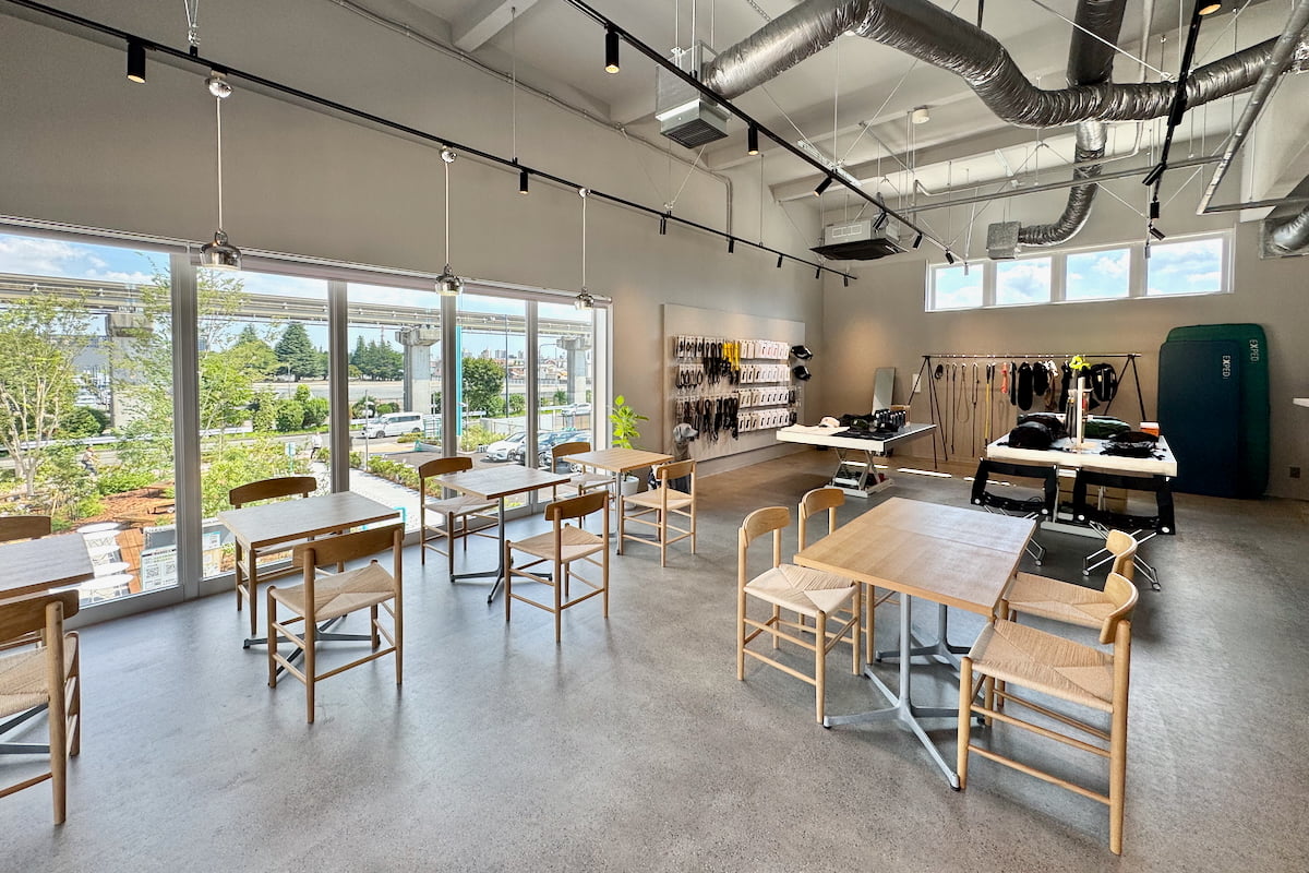 Gris Store & CAFE内観
