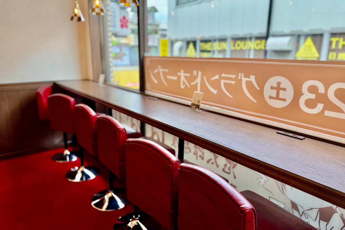 「鬼太郎茶屋 はなれ」の店内