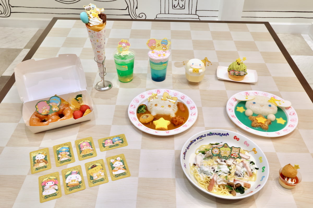 期間限定メニューやグッズも