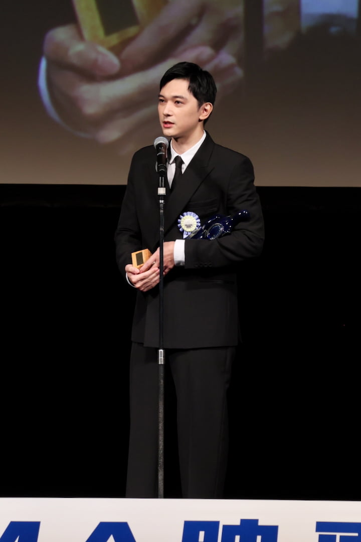 吉沢亮さん(最優秀男優賞受賞)©多摩ポン
