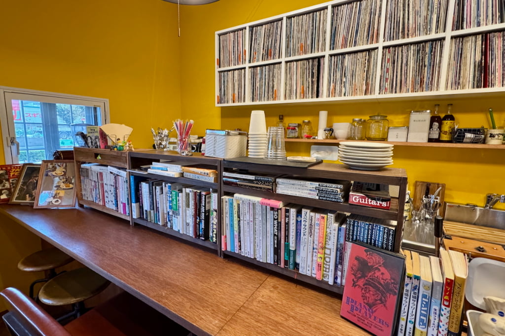 自家焙煎珈琲豆の販売とカフェ「ウプパドゥ」