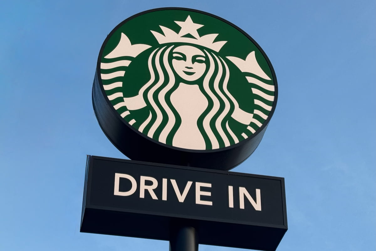 スターバックスコーヒーの新店舗が多摩市東寺方に4/2(木)オープン予定!ドライブイン型の木造店舗が建設