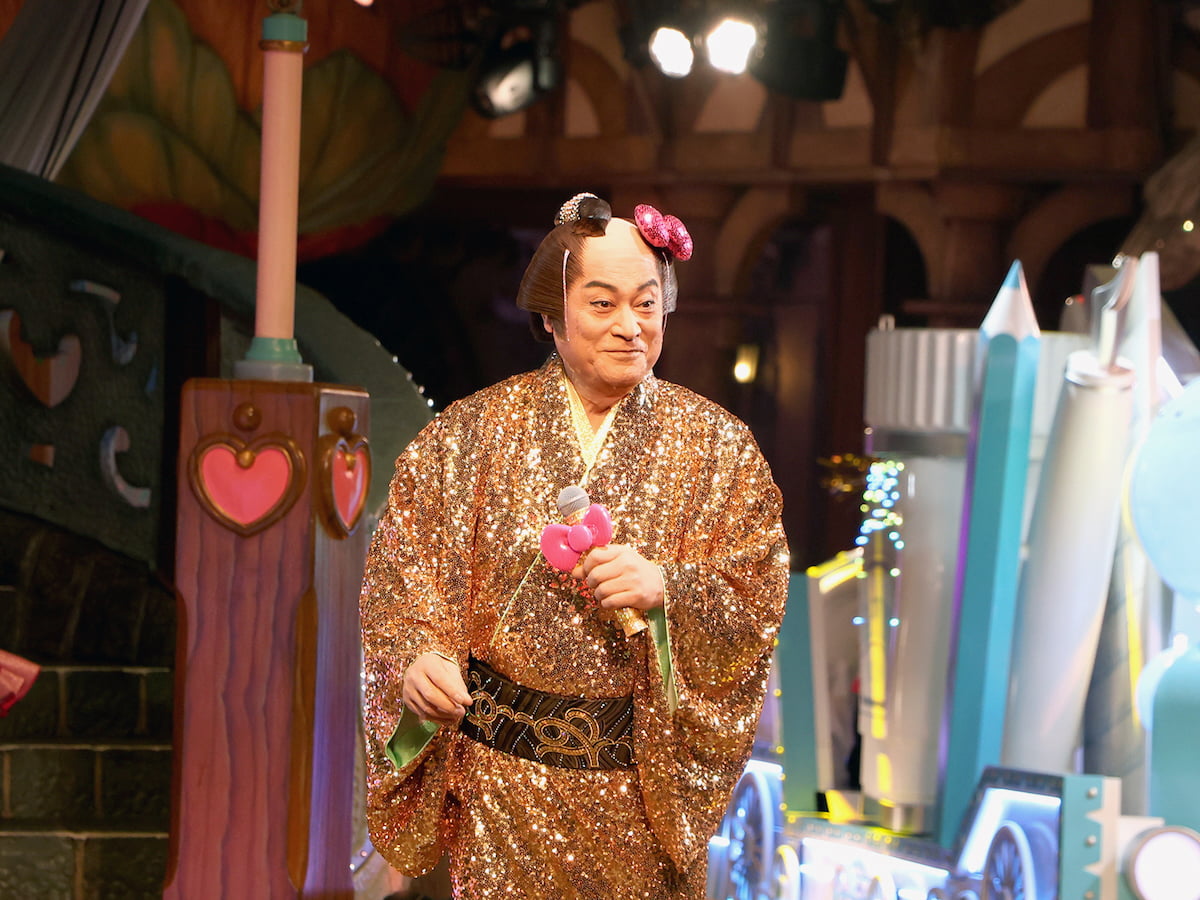 ハローキティのリボンを付けて登場！