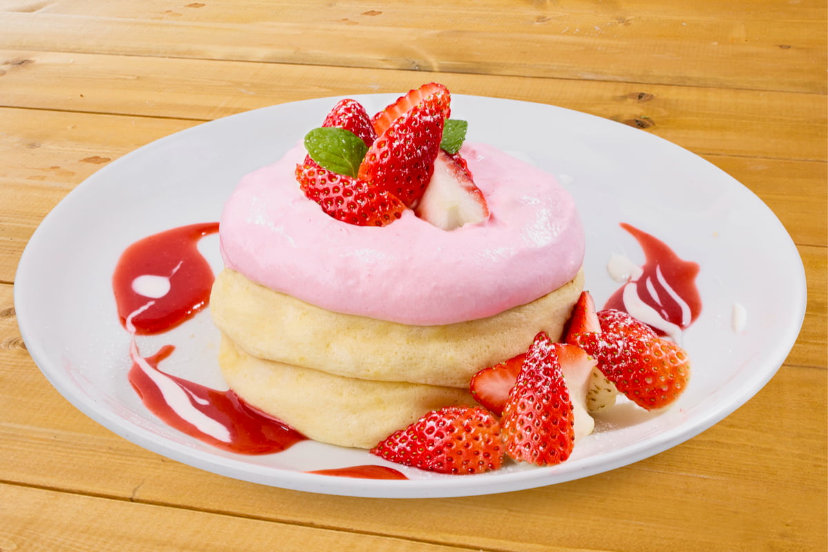 高倉町珈琲 多摩境店が2/20(金)朝7時グランドオープン!座席数106席の新店舗季節限定の「いちごのリコッタパンケーキ」