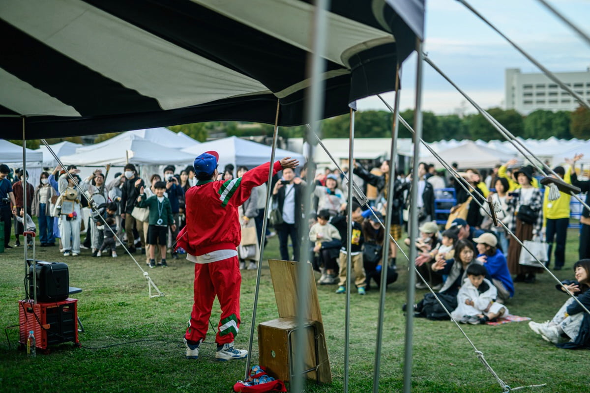 立川・昭和記念公園で「東京蚤の市’26 SPRING」5/14(木)から開催！過去最大4日間、300組以上が出店　ライブ