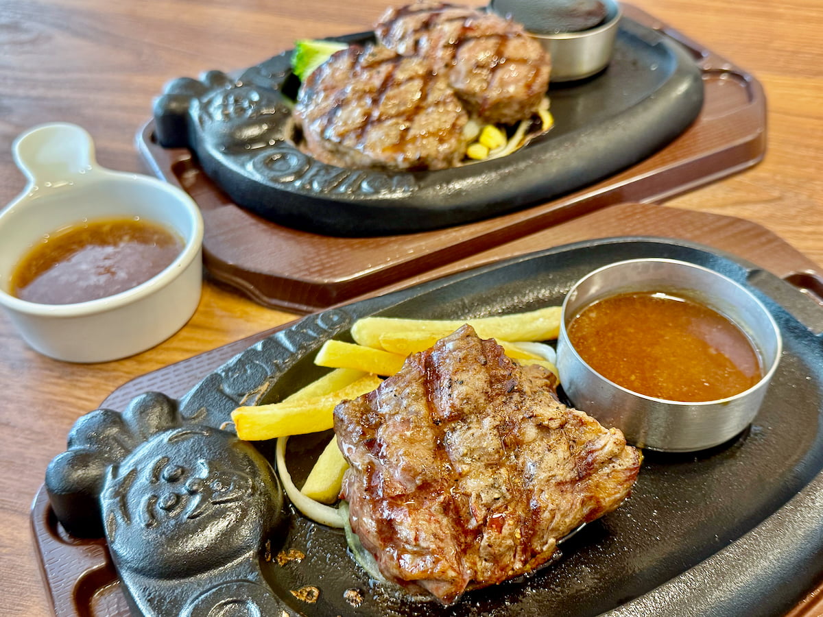 多摩センター駅前「トマト&オニオン」プレオープンをレポ!弾丸ハンバーグやおかわり自由の黒カレーも