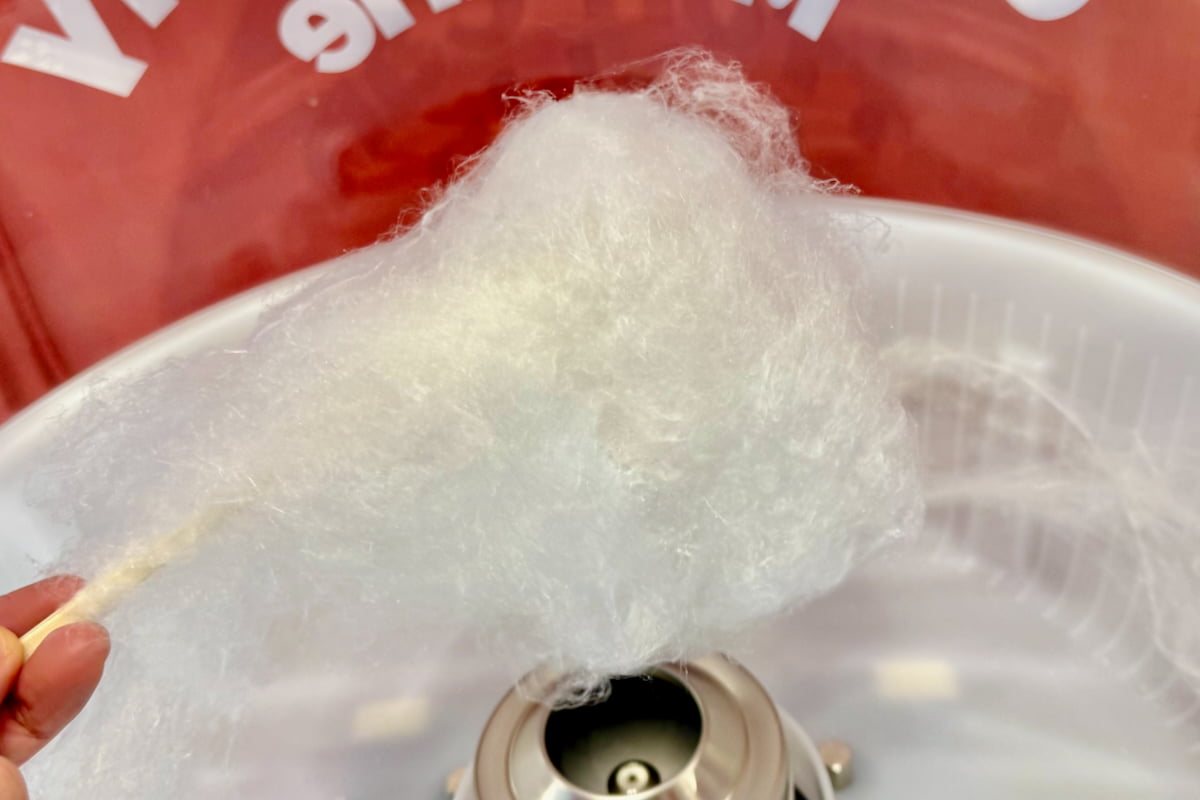 無料の「わたがし機」も