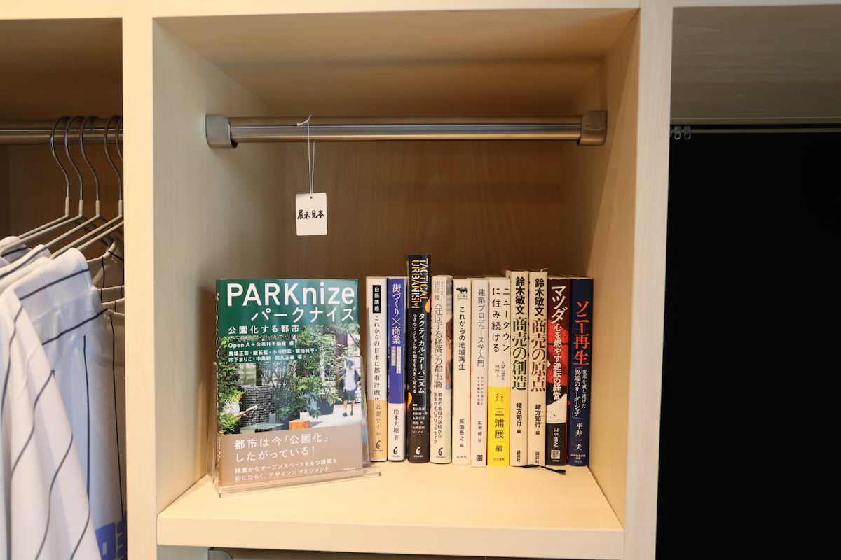 誰でも店主になれる「貸棚」