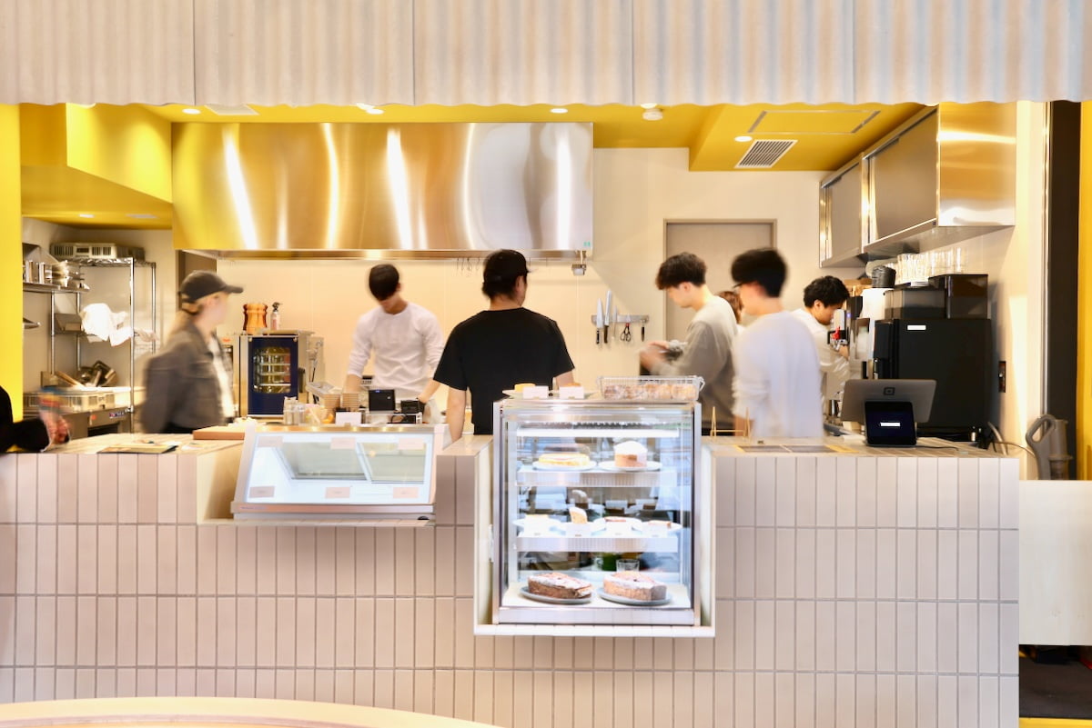 「タトネ tatonner」のカフェ