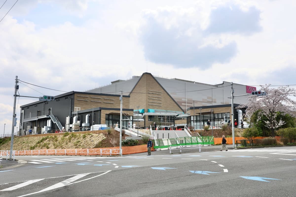 イオン八王子滝山 外観
