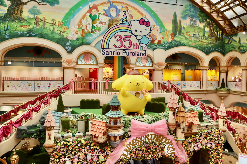 ピューロランドでポムポムプリン30周年が開幕！“ポムポムすぎるよ展”や限定フードを現地レポ
