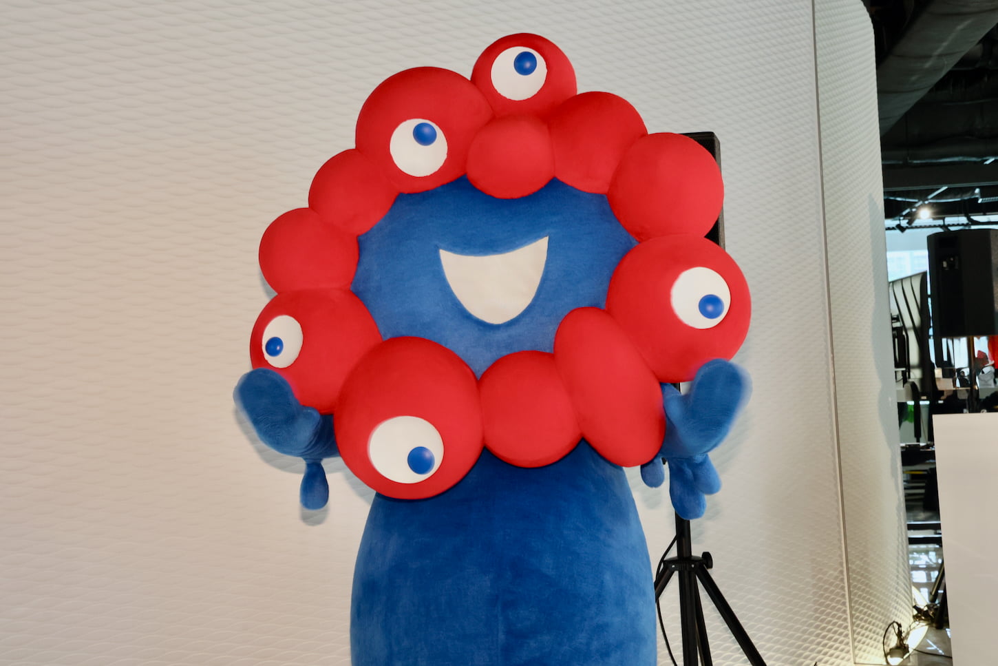 大阪・関西万博の公式キャラクター・ミャクミャク