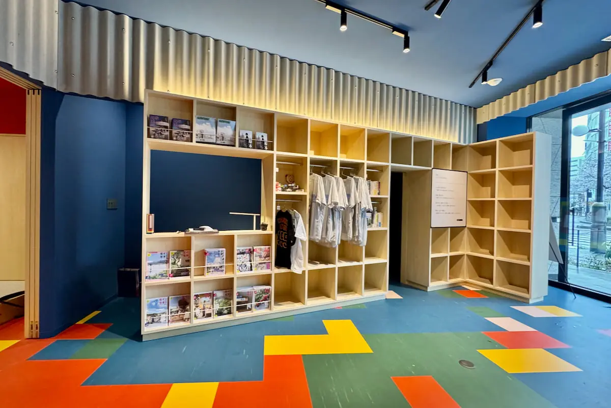 誰でも店主になれる「貸棚」