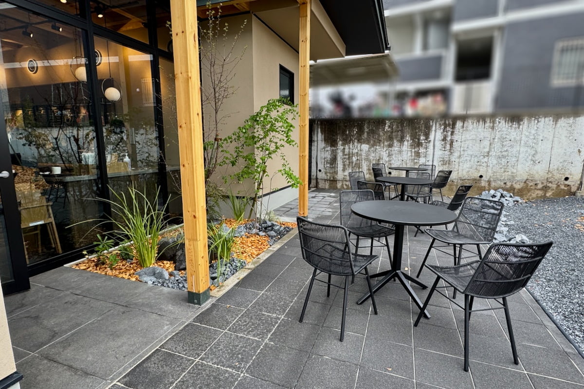 スターバックス コーヒー 多摩東寺方店がオープン！木造＆テラスの開放空間をレポ