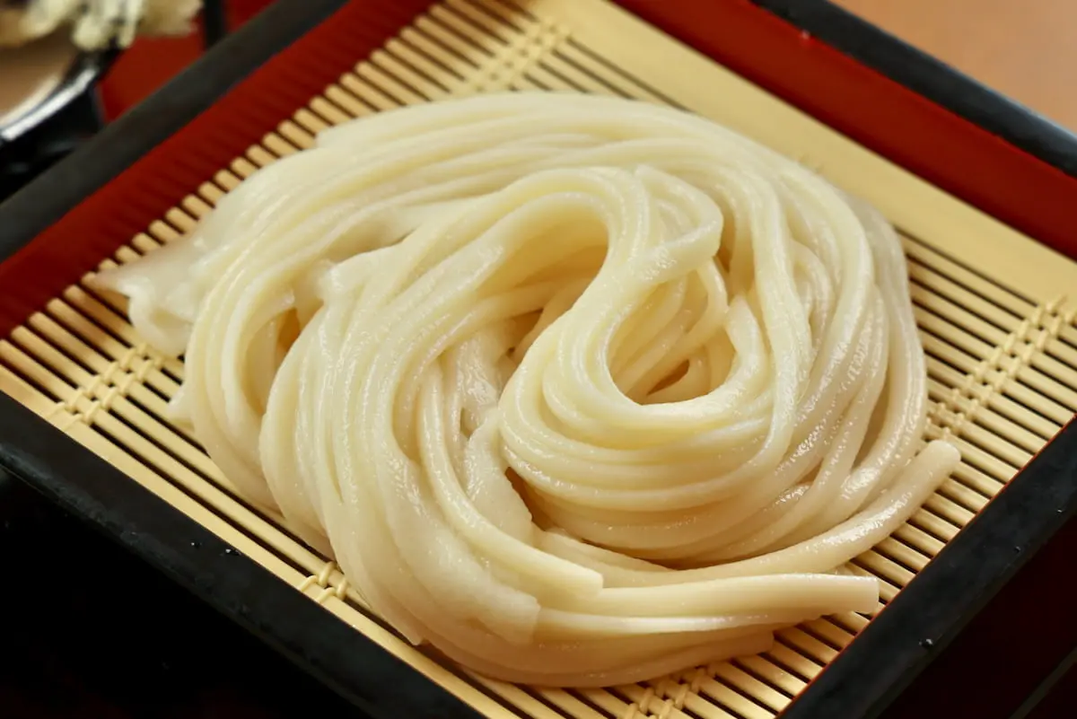 「味の民芸」で“手延べうどん食べ放題”3日間限定開催へ！大海老天付き食べ放題を先行体験してきた