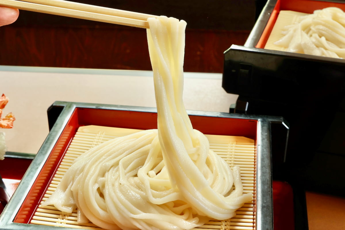 「味の民芸」で“手延べうどん食べ放題”3日間限定開催へ！大海老天付き食べ放題を先行体験してきた