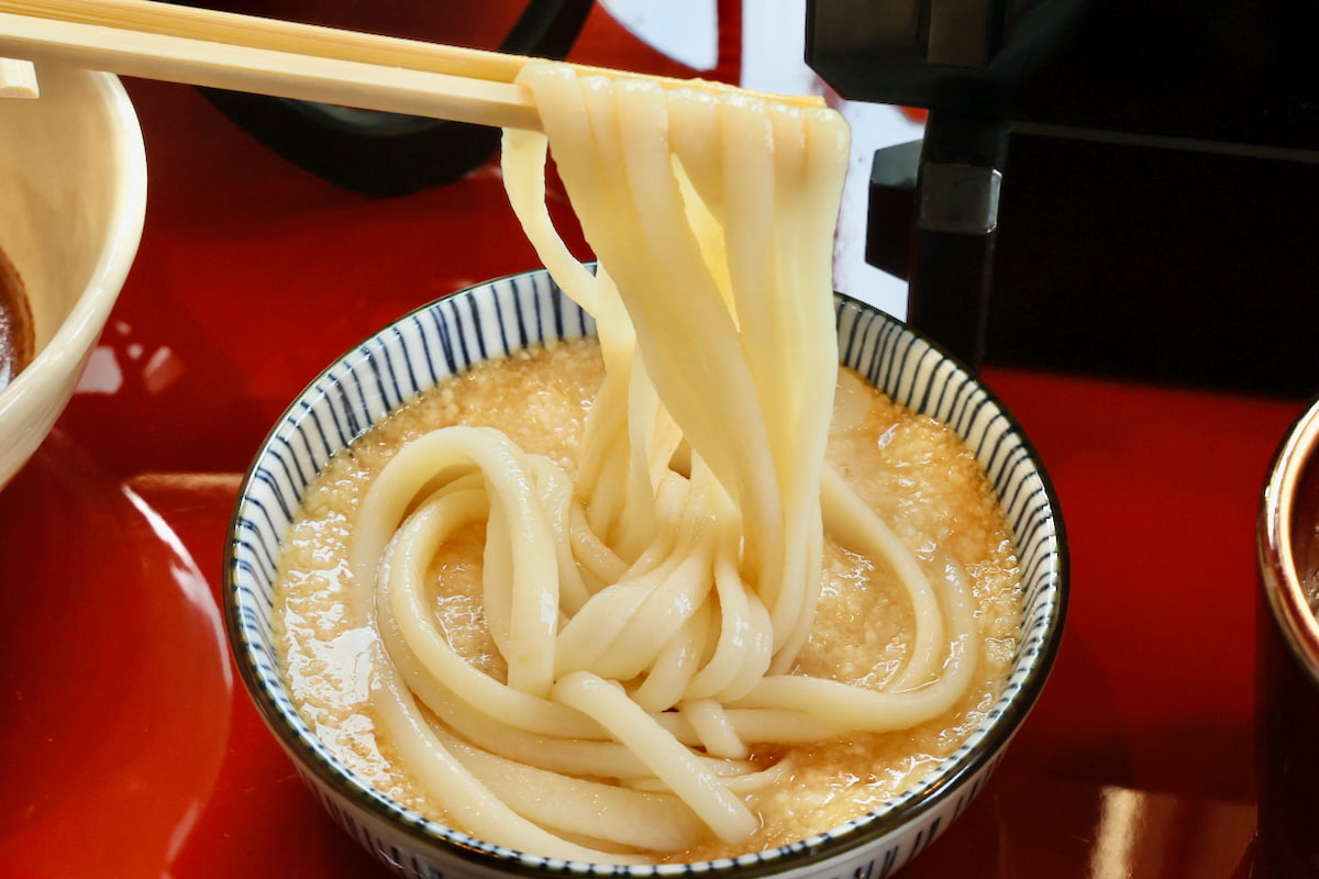 「味の民芸」で“手延べうどん食べ放題”3日間限定開催へ！大海老天付き食べ放題を先行体験してきた