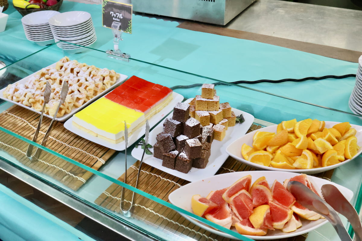 デザートコーナーにはショーケースを導入予定