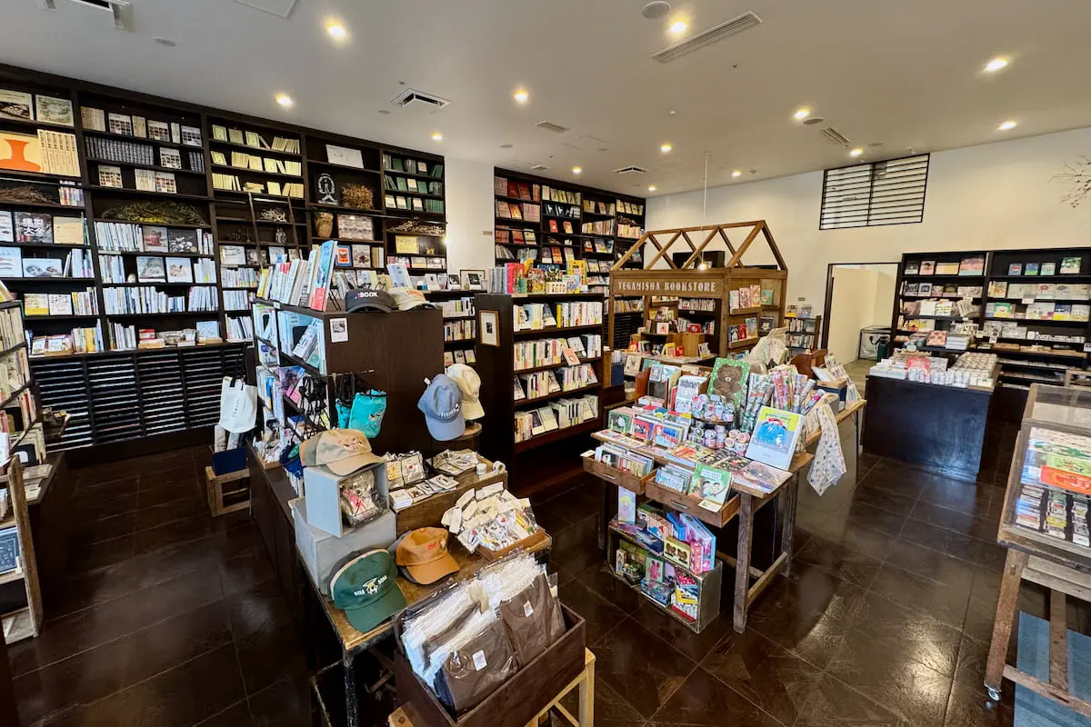 手紙社の書店「TEGAMISHA BOOKSTORE」が立川へ移転！宝探しみたいな店内をレポート