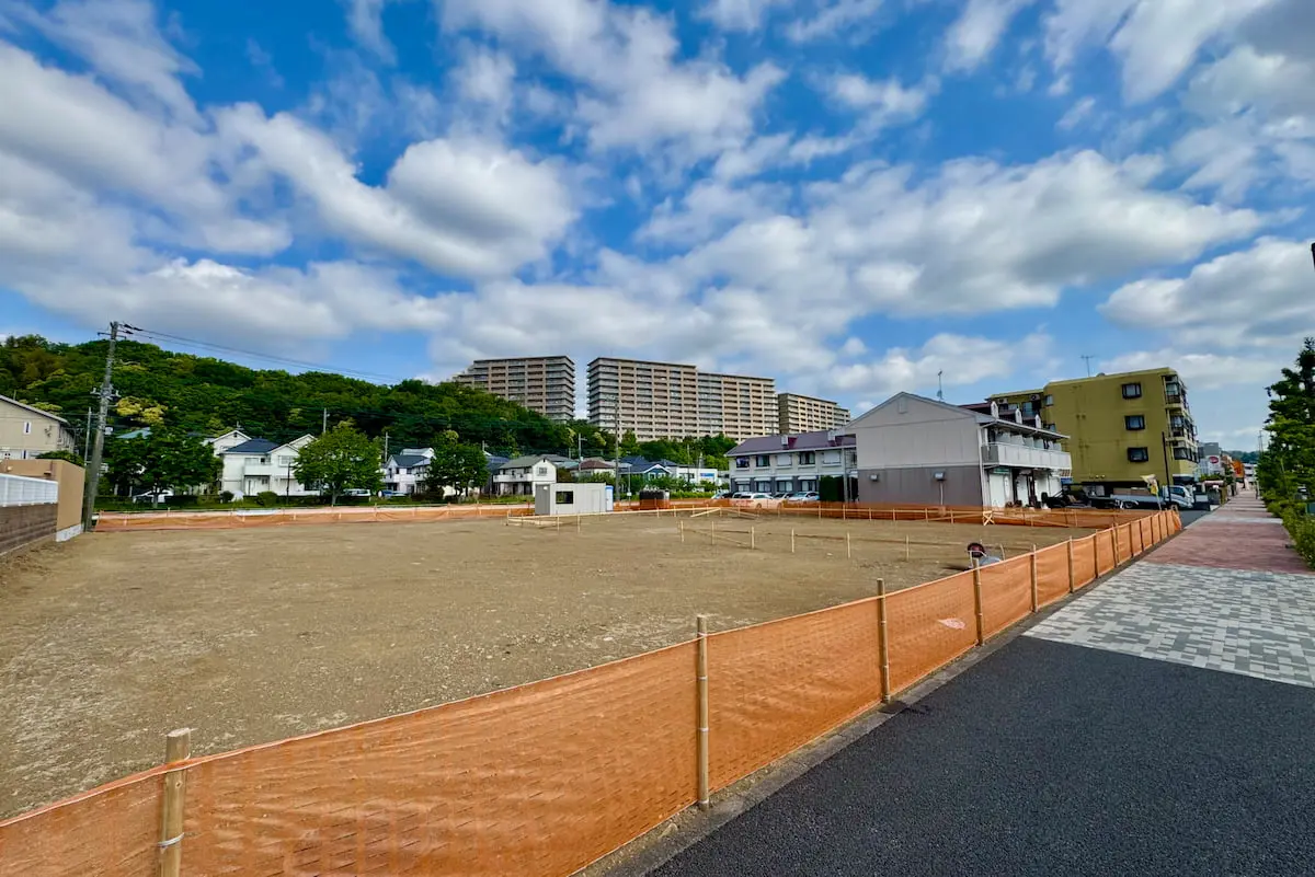 果実屋珈琲 八王子南大沢店が9月上旬オープンへ！多摩ニュータウン通り沿いの現地を見てきた