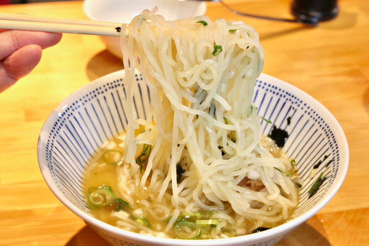 締めは八王子冷麺とTKG
