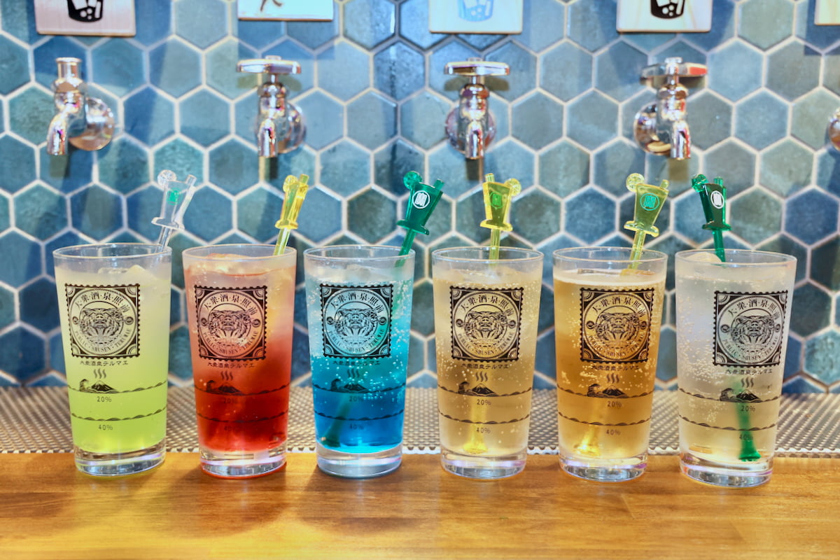 町田駅前に「大衆酒泉テルマエ町田泉」オープン!蛇口からお酒が出る銭湯居酒屋を体験してきた