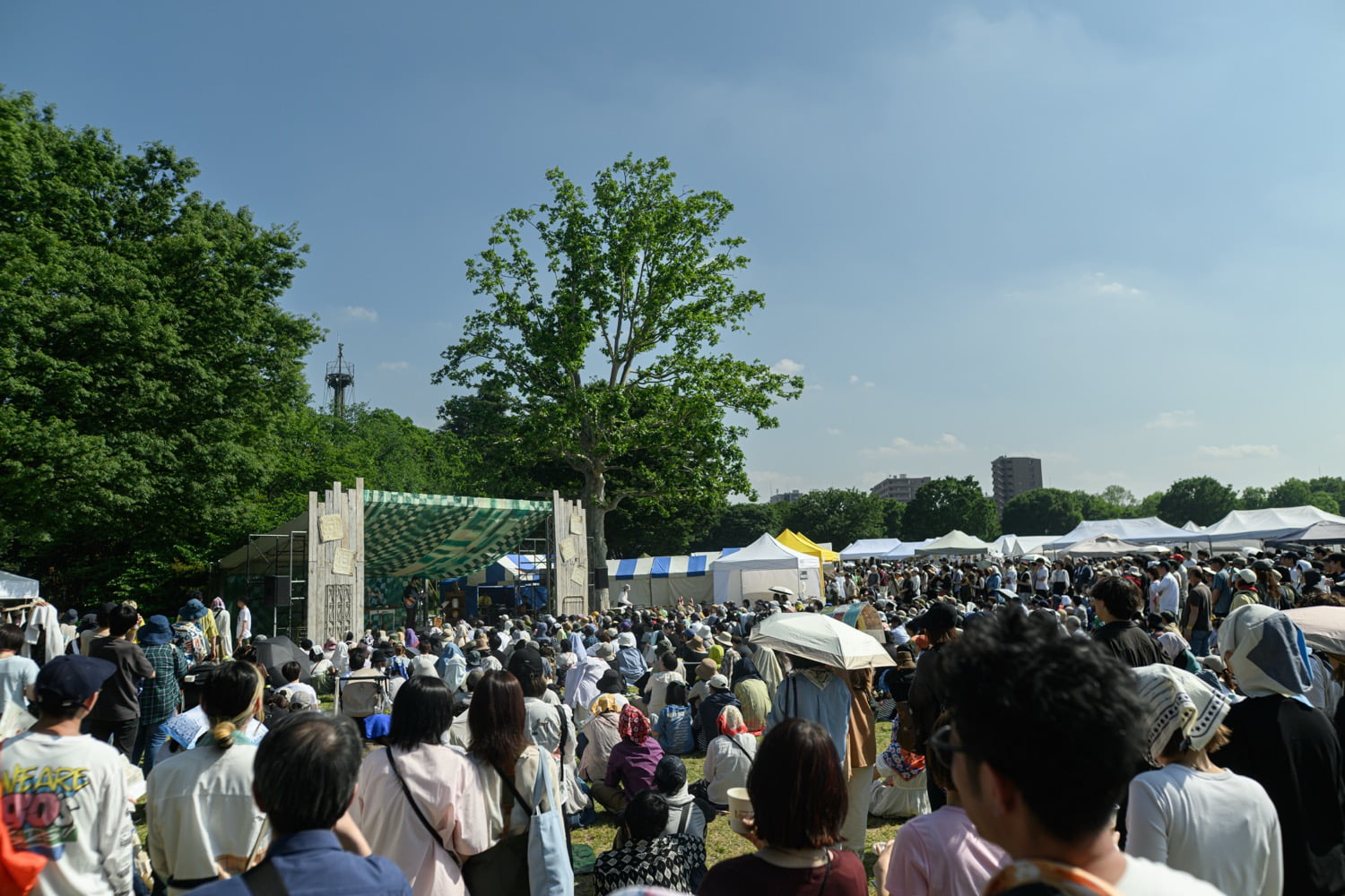 音楽ライブやお笑い、パフォーマンスも