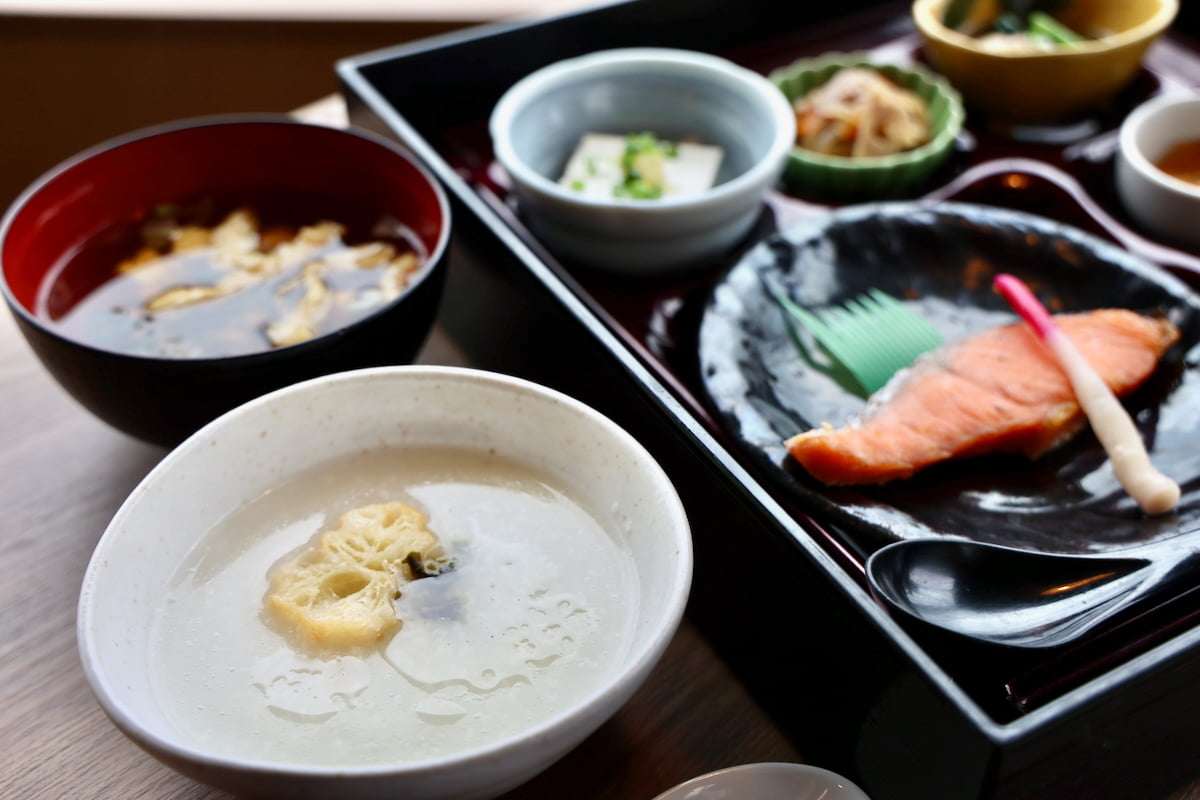 宿泊者限定の朝食「ふるさとごはん」