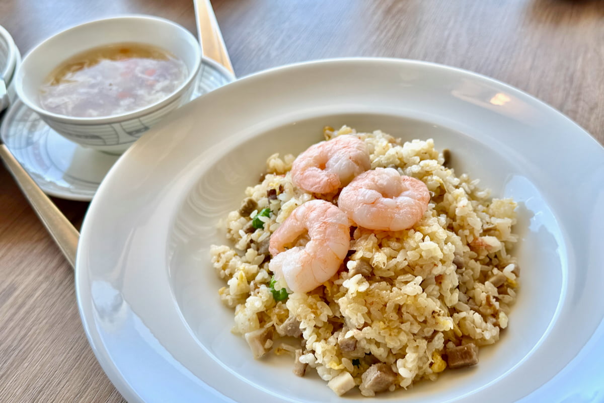 五目炒飯(スープ付き)