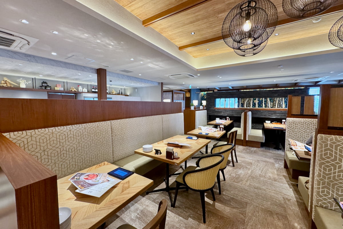 「ペルティカ多摩境店」の店内